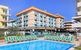 Big Family Hotel